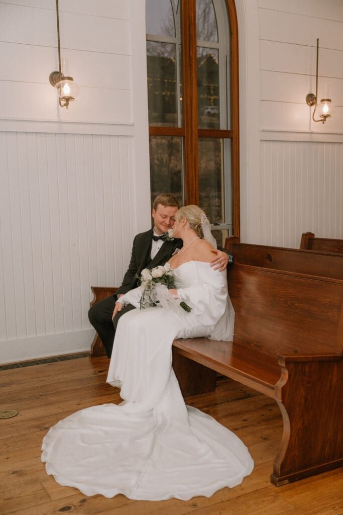 portraits in garden chapel at big cedar lodge