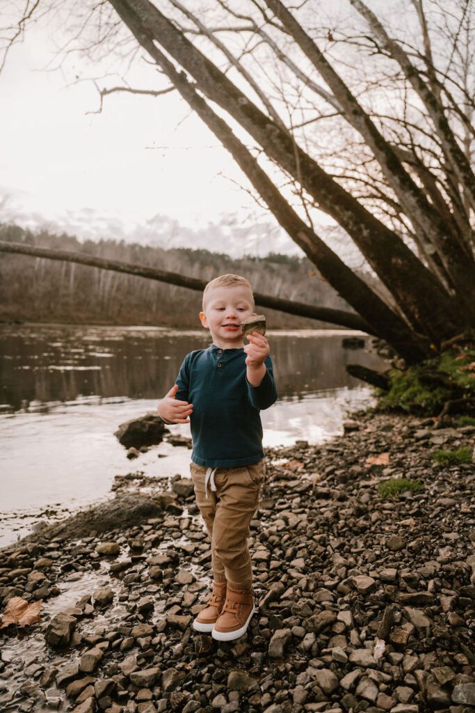 family photos at lake taneycomo