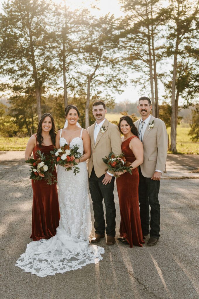 family portraits with parents and siblings 