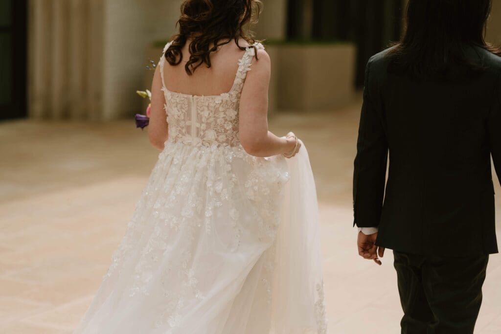bride groom first look at arkansas museum of fine arts