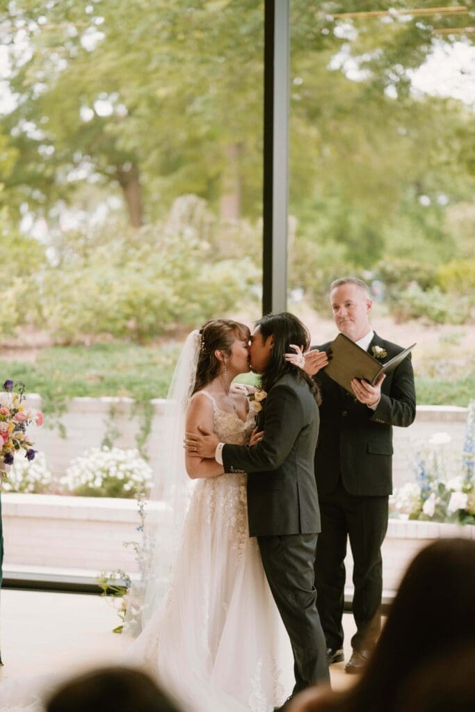 wedding ceremony at arkansas museum of fine arts