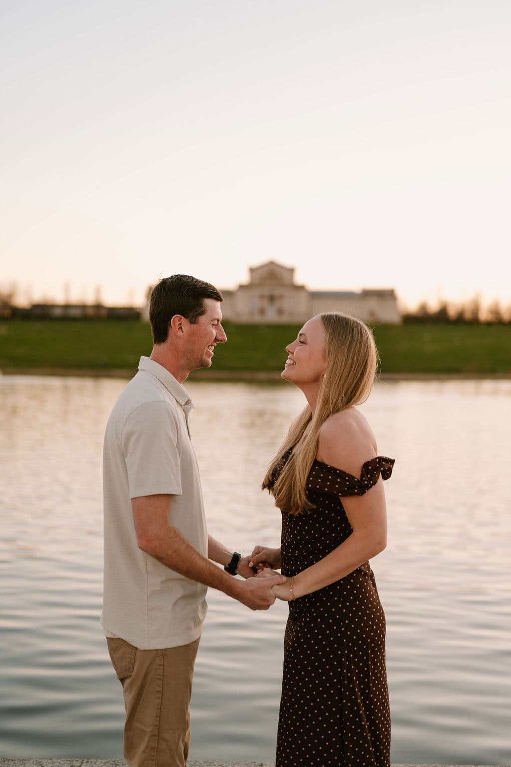 engagement pictures at grand basin forest park stl