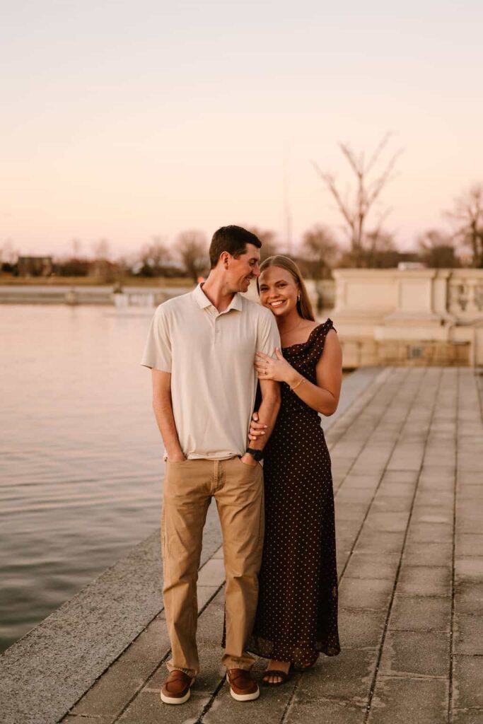 engagement pictures at grand basin forest park stl