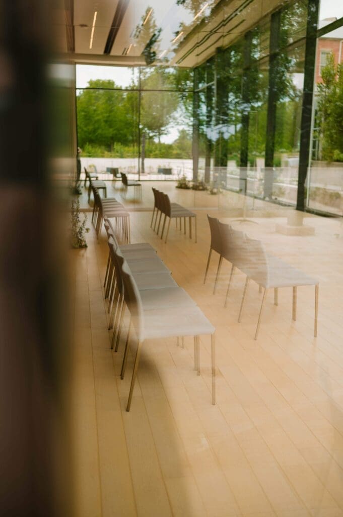 wedding ceremony details at arkansas museum of fine arts in little rock 