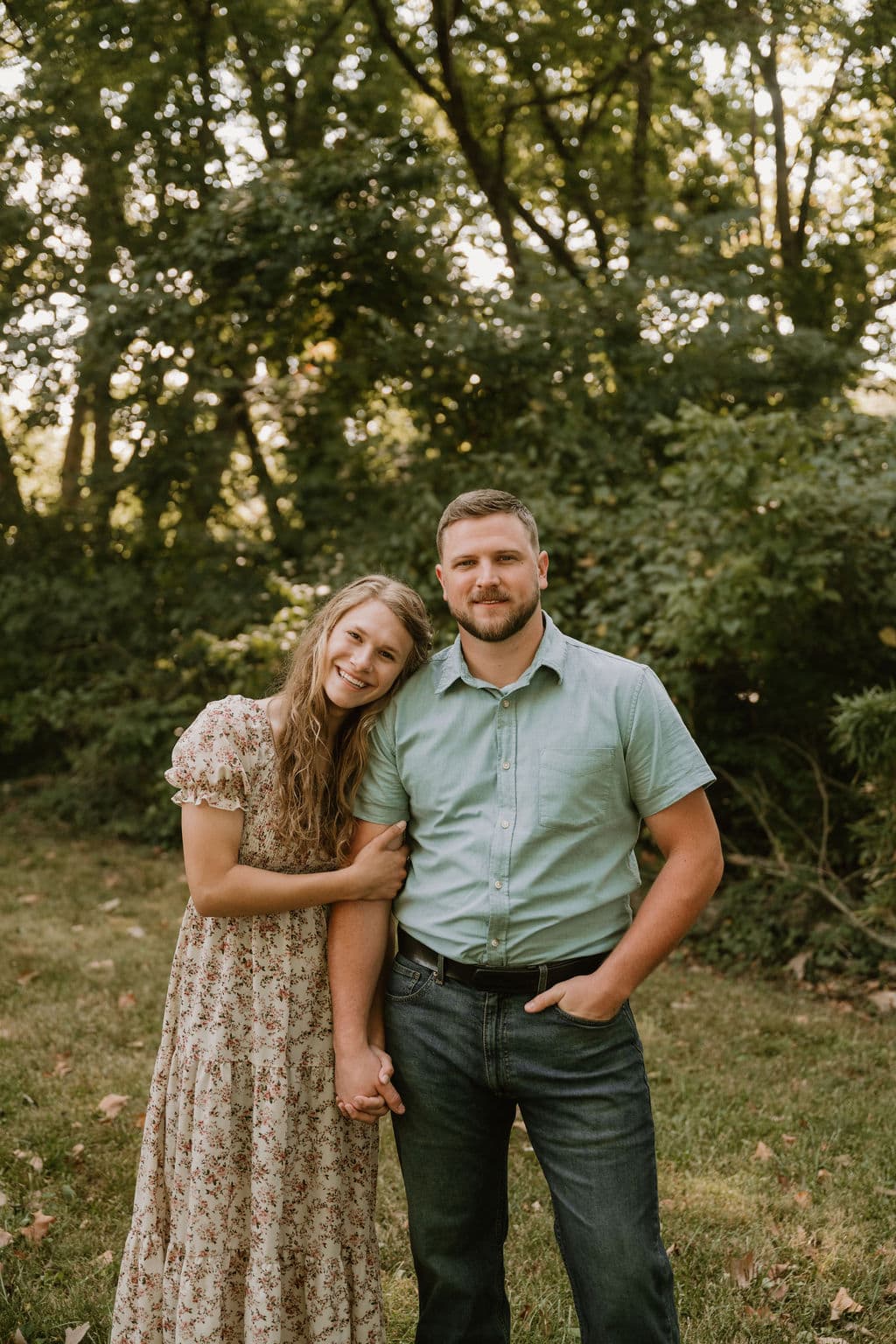 couple engagement photos nature