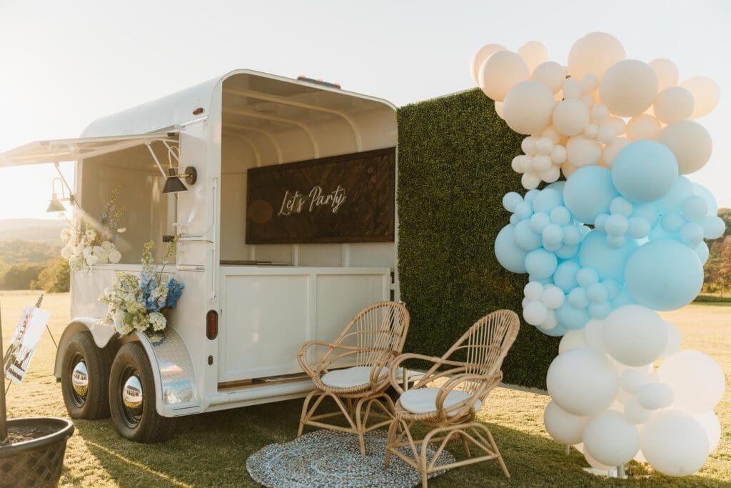 reception at plentywoods venue in elkins arkansas wedding