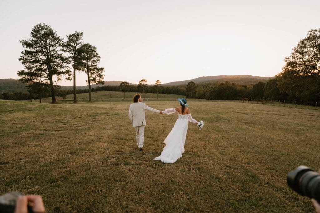 plentywoods venue in elkins arkansas wedding