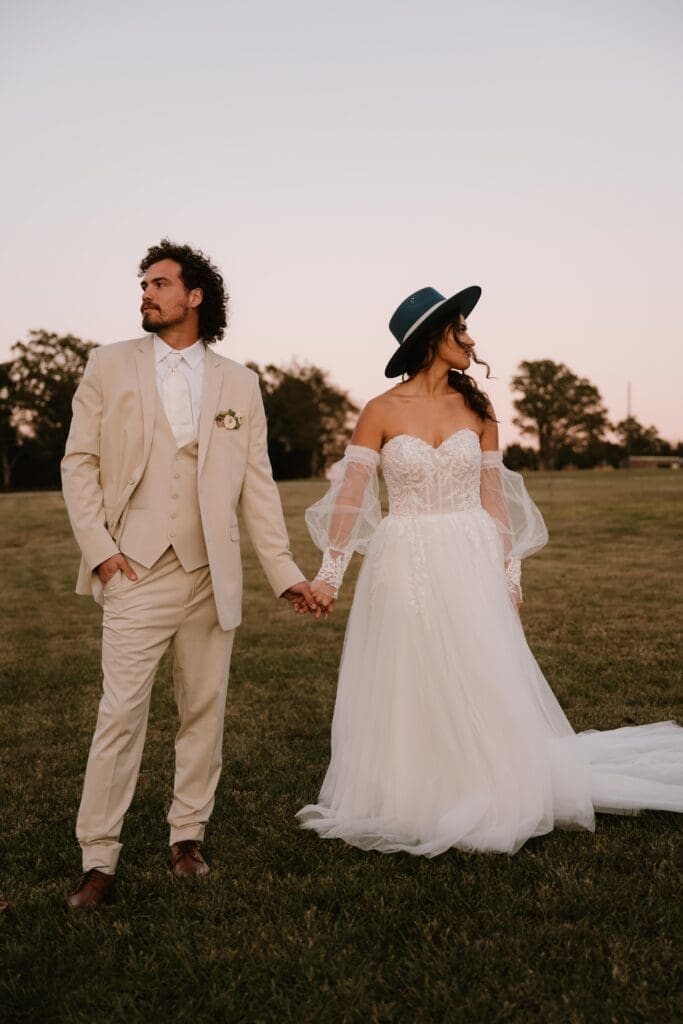 plentywoods venue in elkins arkansas wedding